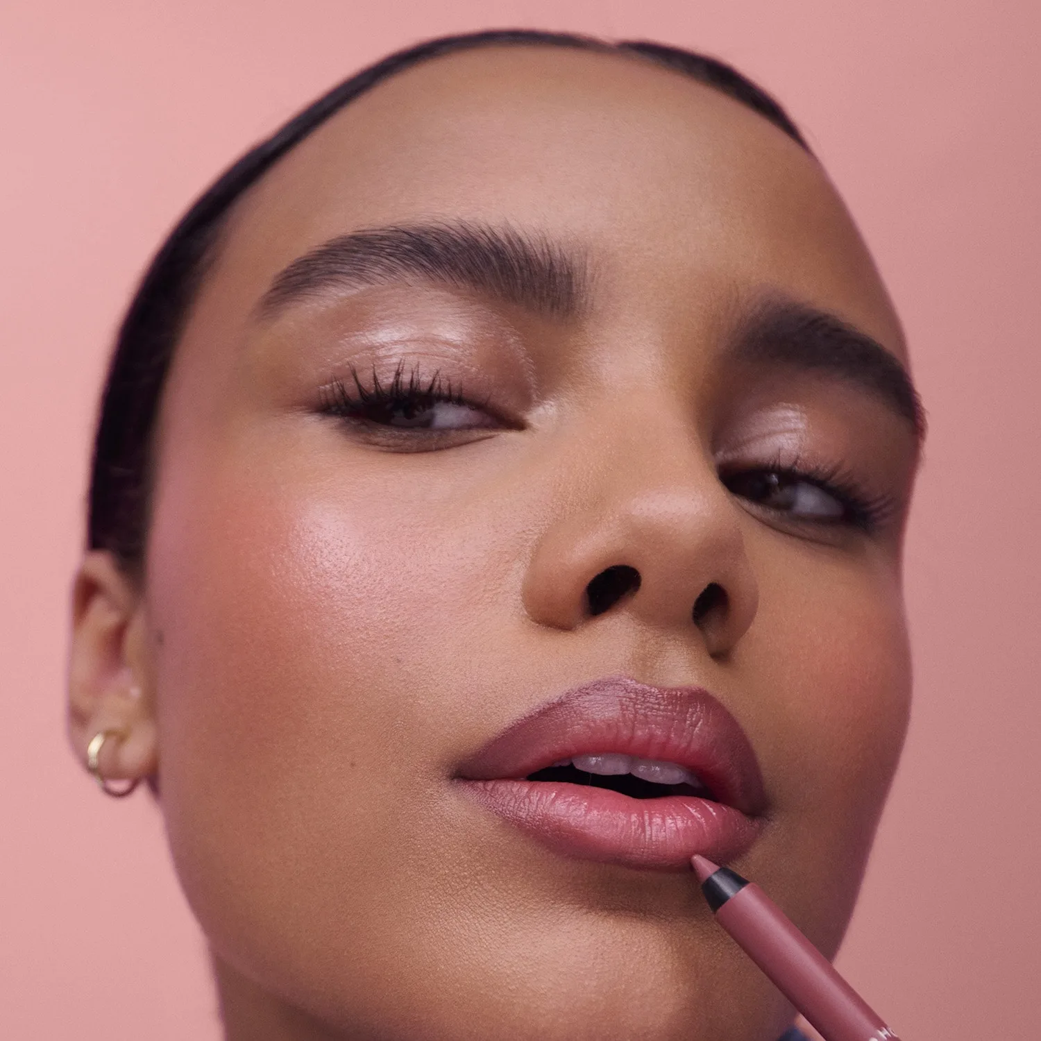 8hr colorful lip liner - bulaşmayan dudak kalemi