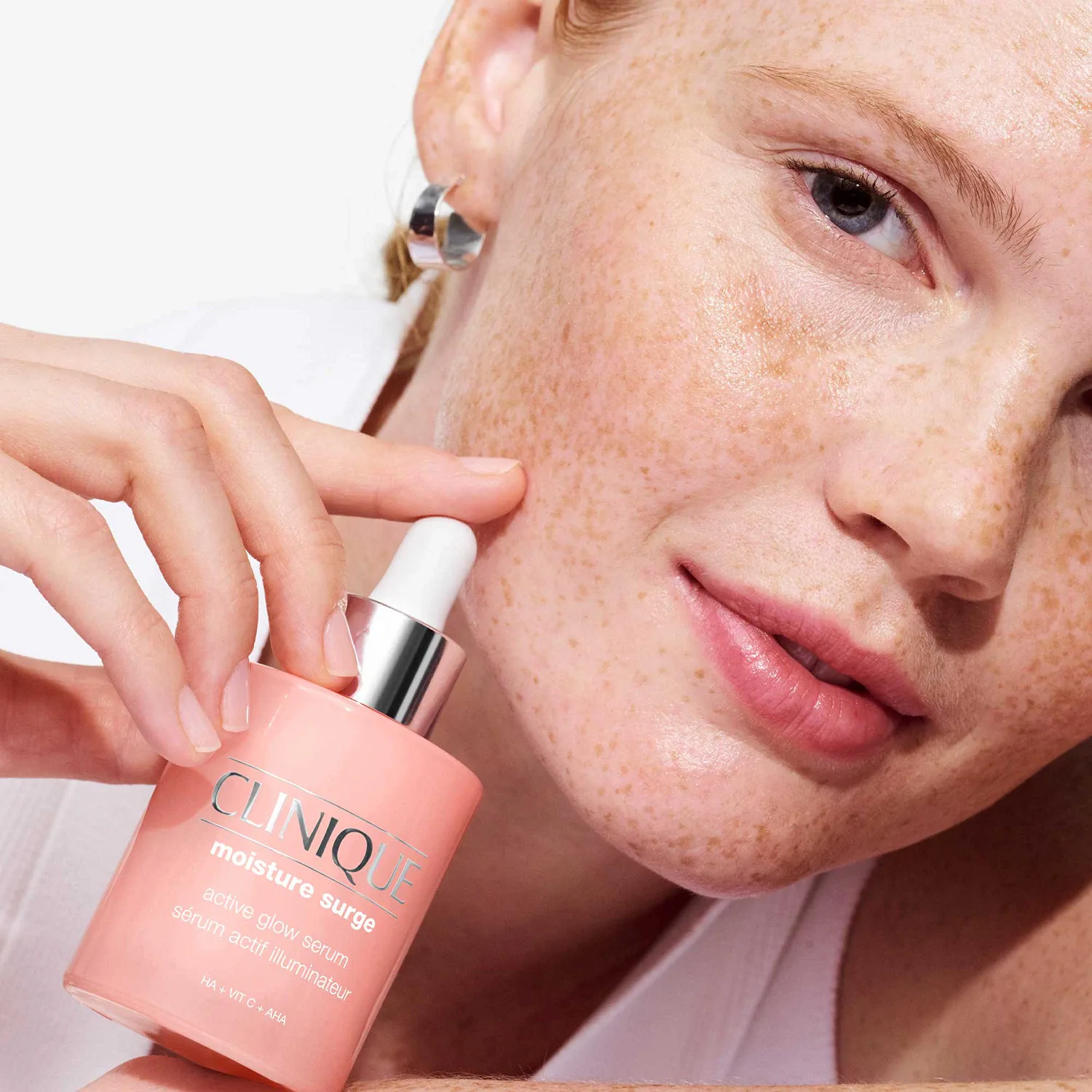 moisture surge active glow - nemlendirici yüz serumu