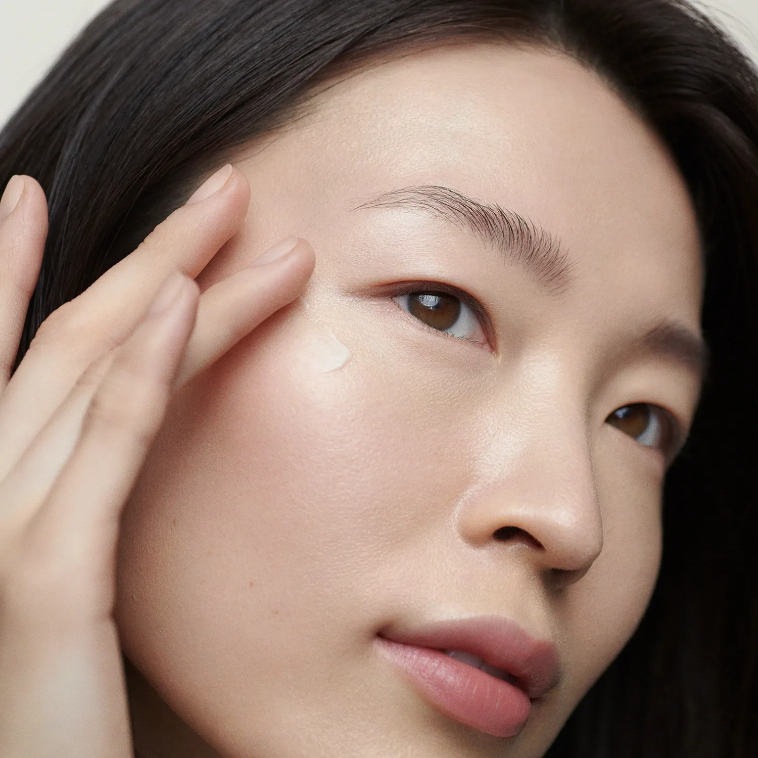 lotus eye cream - yaşlanma karşıtı göz çevresi kremi