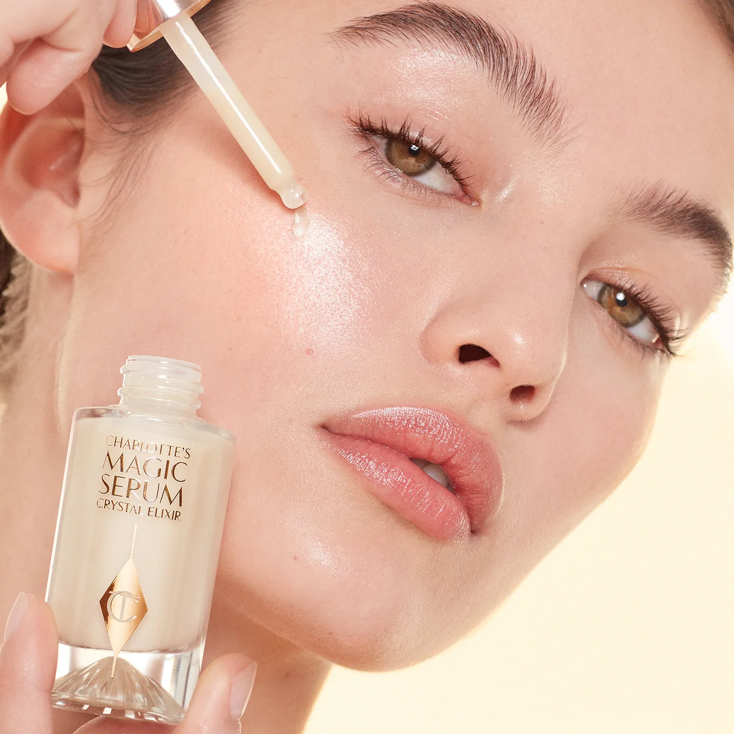 charlotte's magic serum crystal elixir - yüz serumu