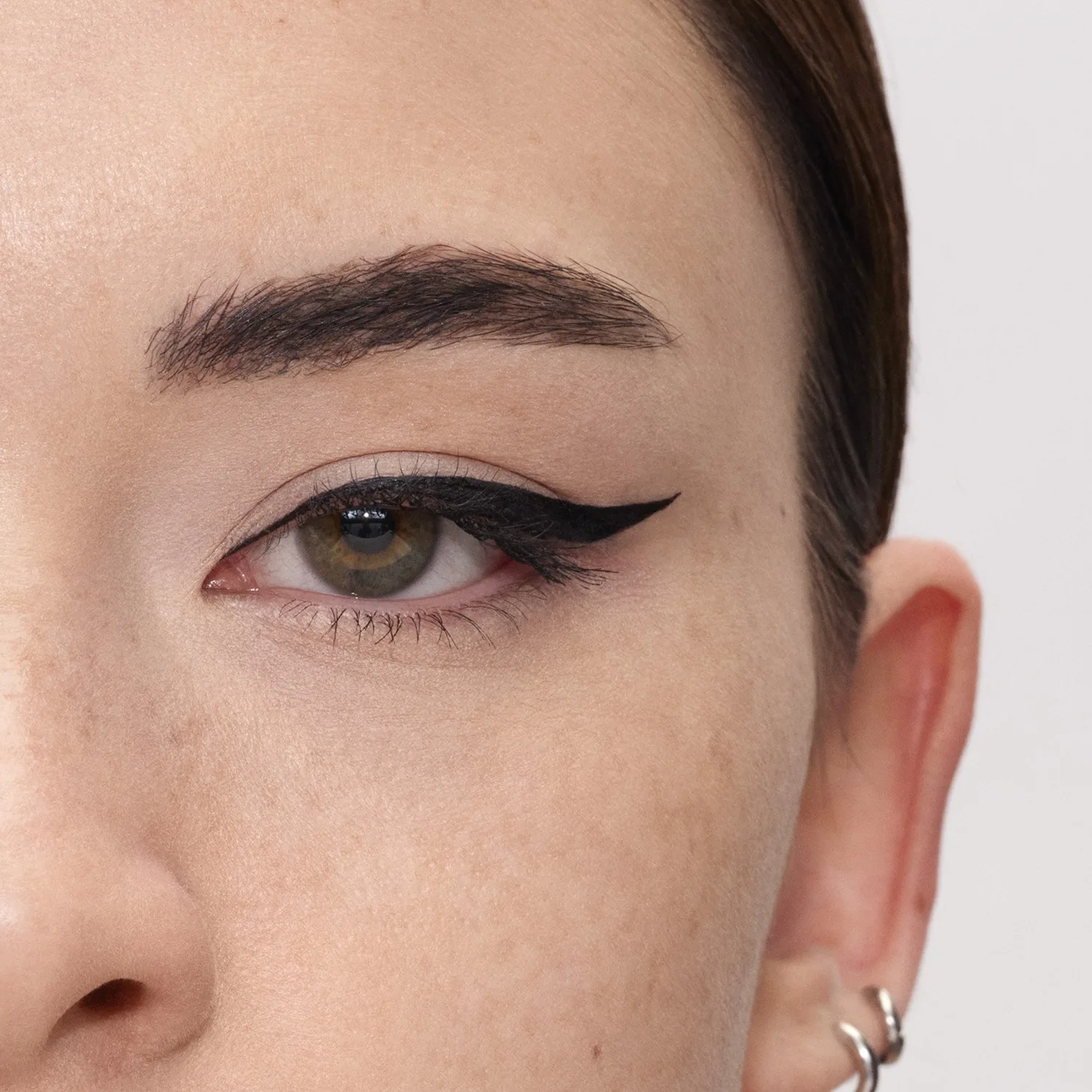 black ink classic line eyeliner - eyeliner