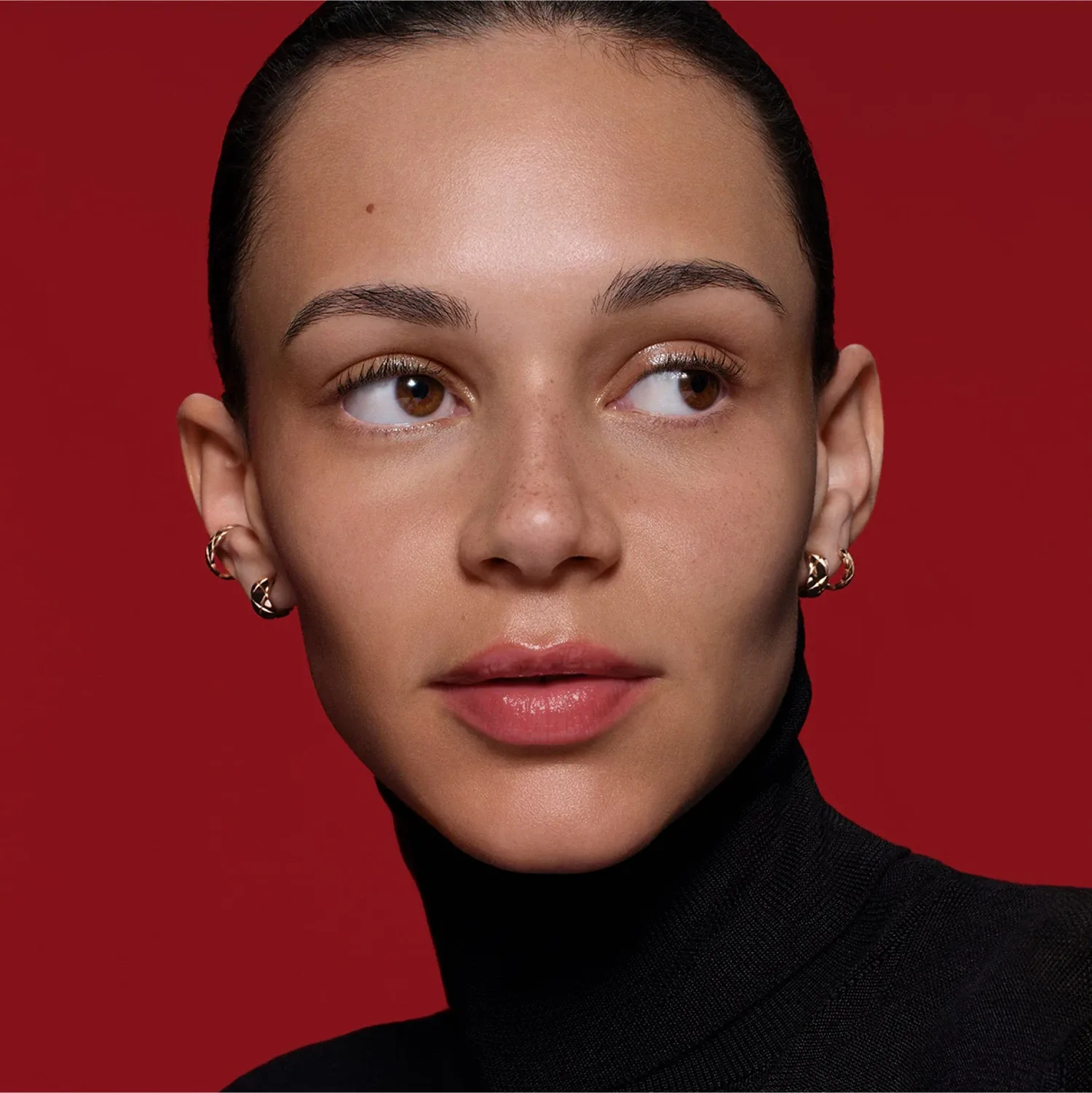 n°1 de chanel red camellia cream - dolgunlaştirir, pürüzsüzleşti̇ri̇r, korur