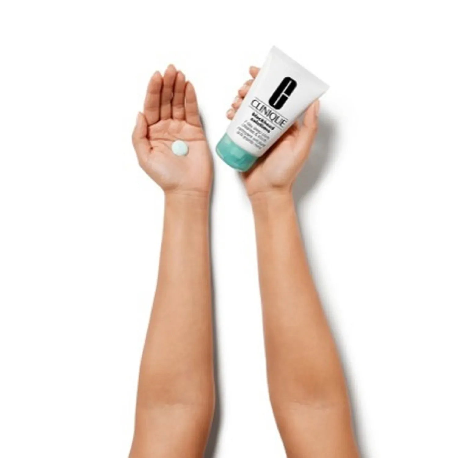blackhead solutions 7 day scrub & gözenek temi̇zleyi̇ci̇